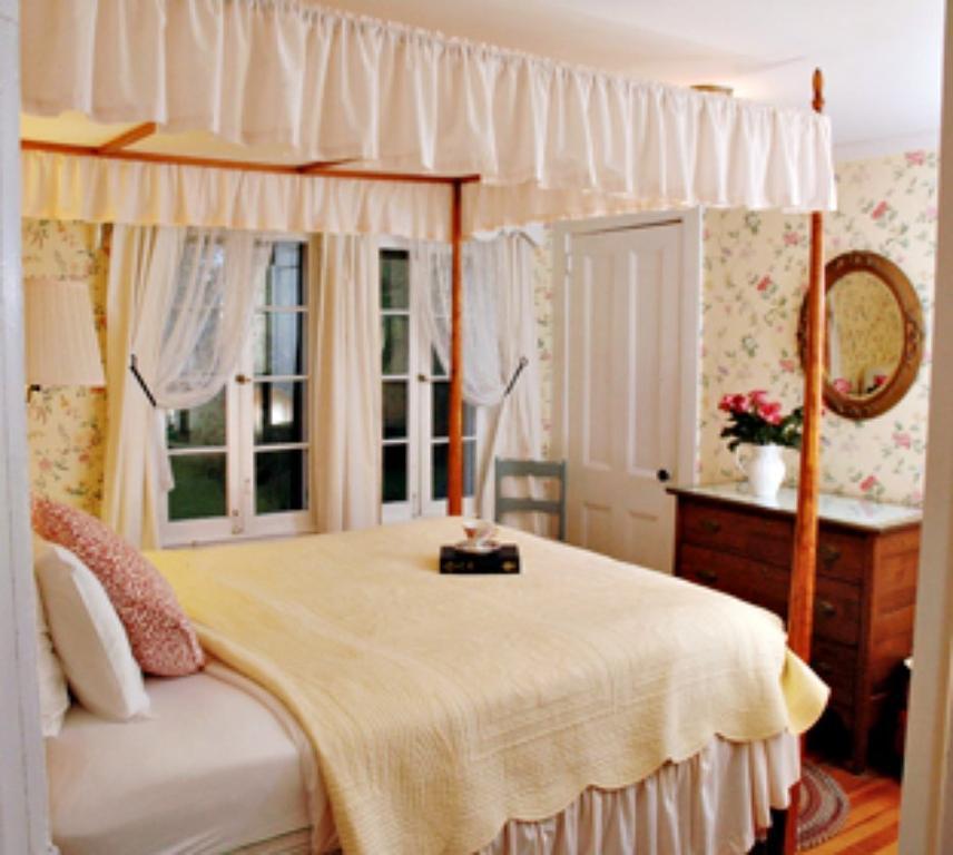 Garden Gables Inn Lenox Eksteriør billede